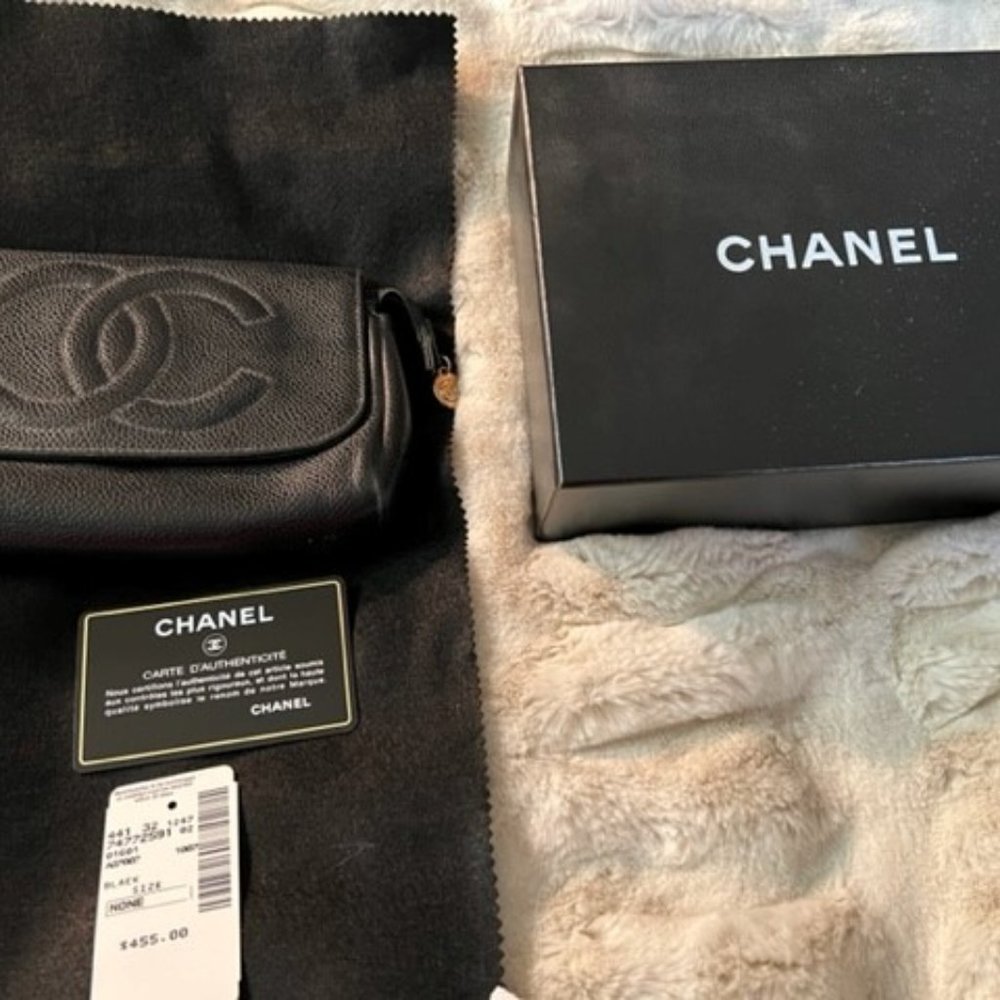 Vintage Chanel clutch bag